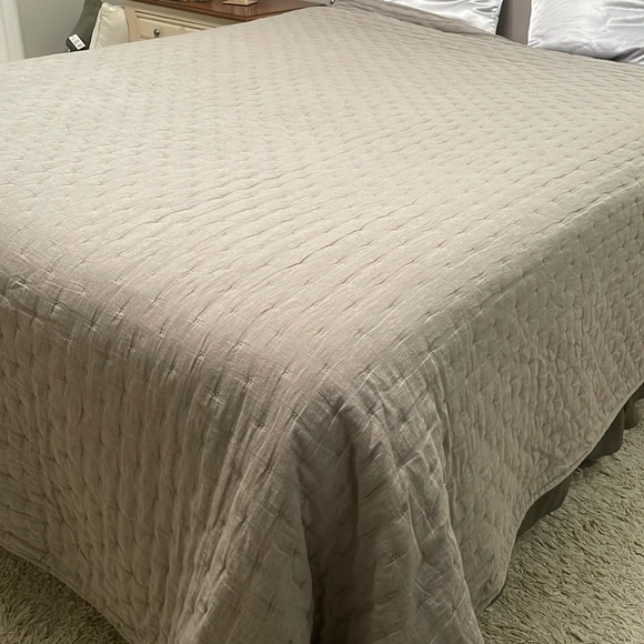 Like New Hotel Collection Eclipse Quilted Coverlet Blanket Bedspread Full Queen - Picture 5 of 17